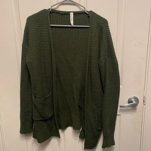 Zenana Premium oversized Small olive green sweater
